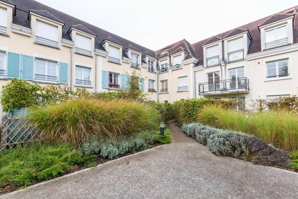 Apartment 3 Bedroomed Serris Val D'Europe Disneyland Paris Dış mekan fotoğraf