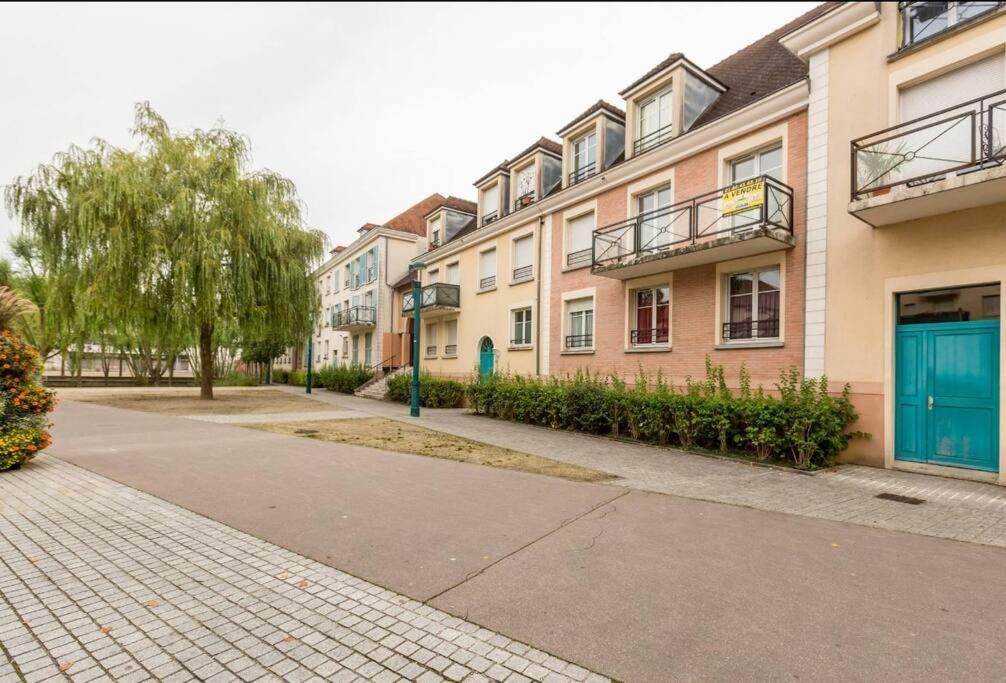 Apartment 3 Bedroomed Serris Val D'Europe Disneyland Paris Dış mekan fotoğraf